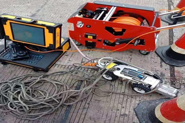 日土CCTV管道检测机器人